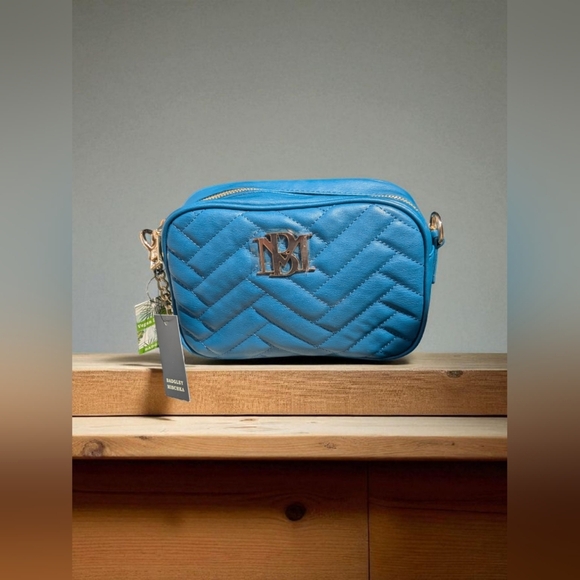 BADGLEY MISCHKA - Quilted Camera Bag - Vegan Leather Dark Green (New) - Picture 3 of 10